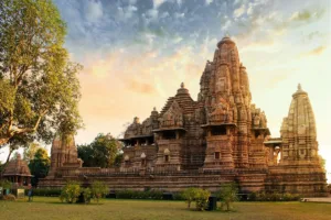 The-Golden-Triangle-tour-with-Khajuraho-temples