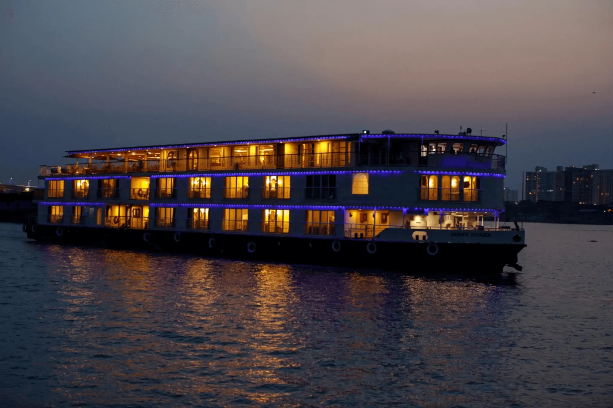 luxury river cruise india