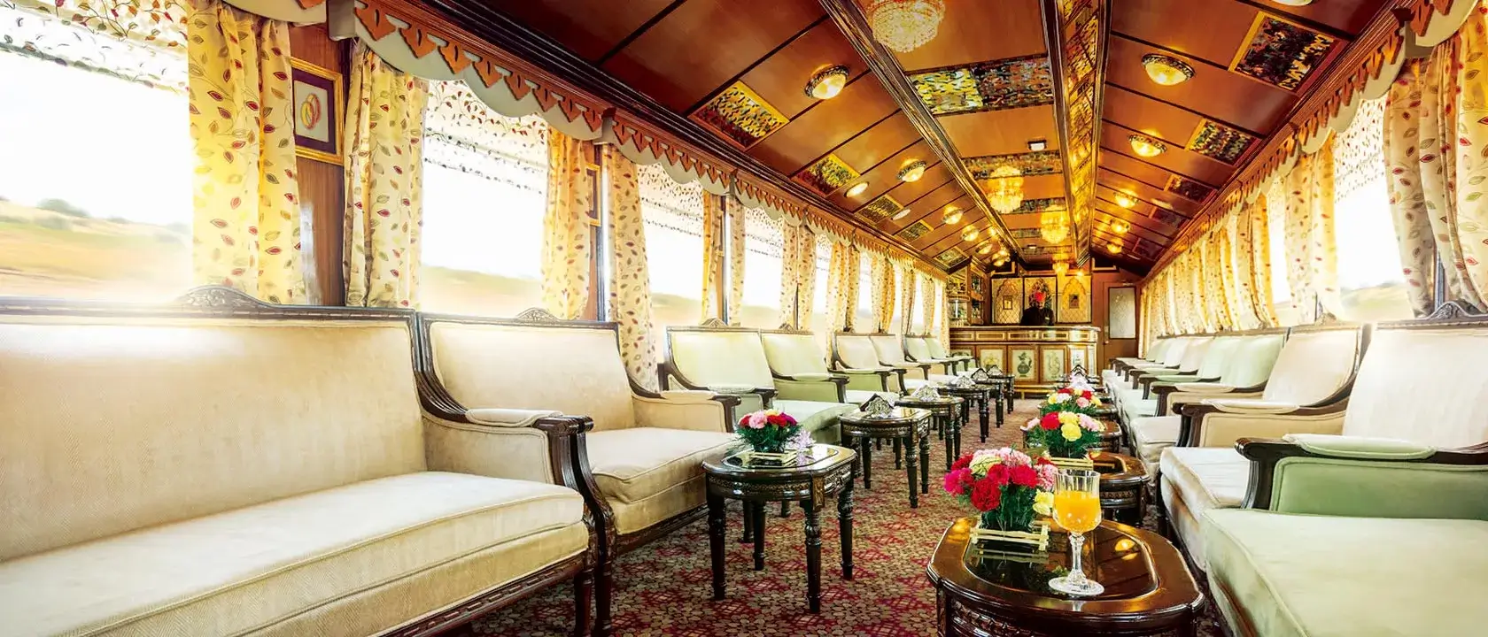palace on wheels train